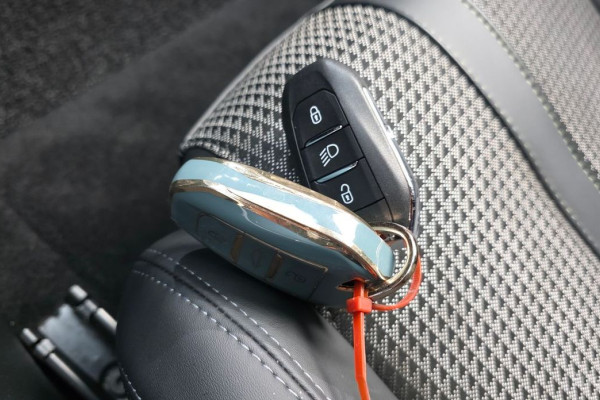 2022 Peugeot 2008 с пробегом 54 704 км