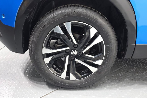 2022 Peugeot 2008 с пробегом 54 704 км