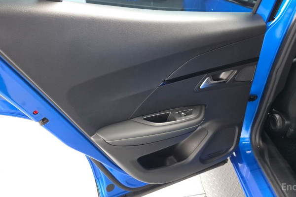 2022 Peugeot 2008 с пробегом 54 704 км