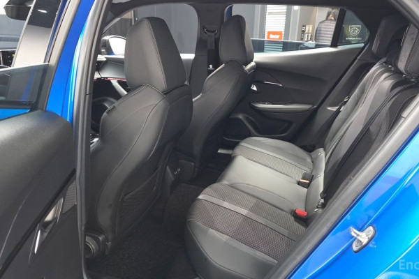 2022 Peugeot 2008 с пробегом 54 704 км