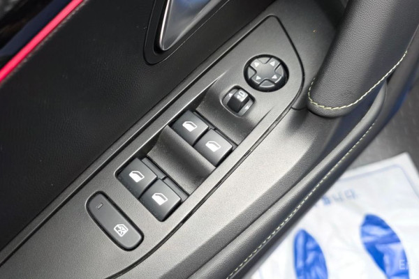 2022 Peugeot 2008 с пробегом 54 704 км