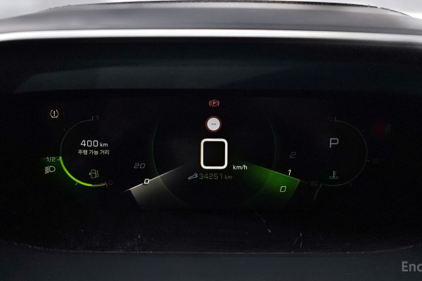 2021 Peugeot 2008 с пробегом 34 251 км