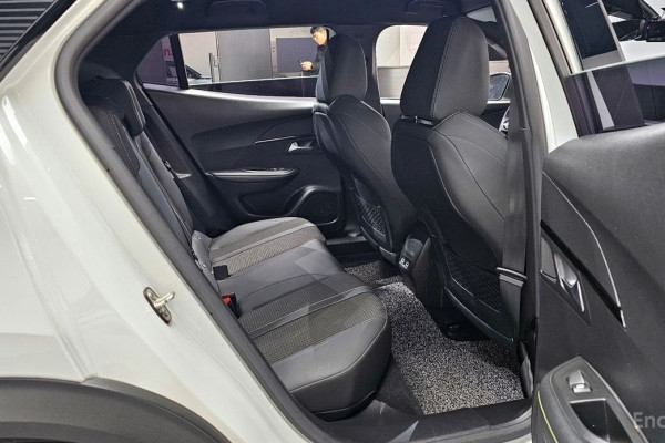 2021 Peugeot 2008 с пробегом 34 251 км