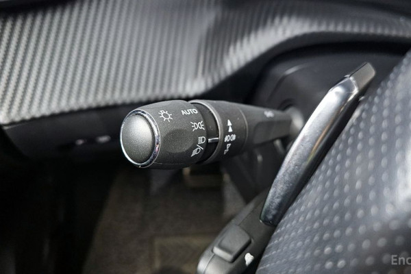 2021 Peugeot 2008 с пробегом 34 251 км