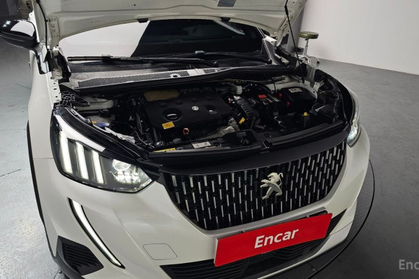 2023 Peugeot 2008 с пробегом 38 298 км