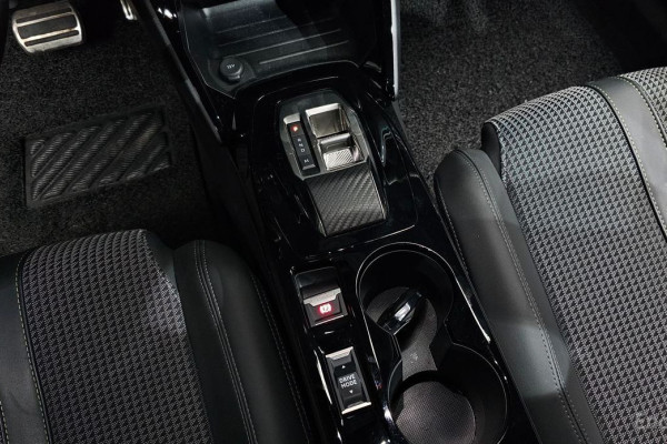 2023 Peugeot 2008 с пробегом 38 298 км