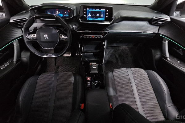 2023 Peugeot 2008 с пробегом 38 298 км