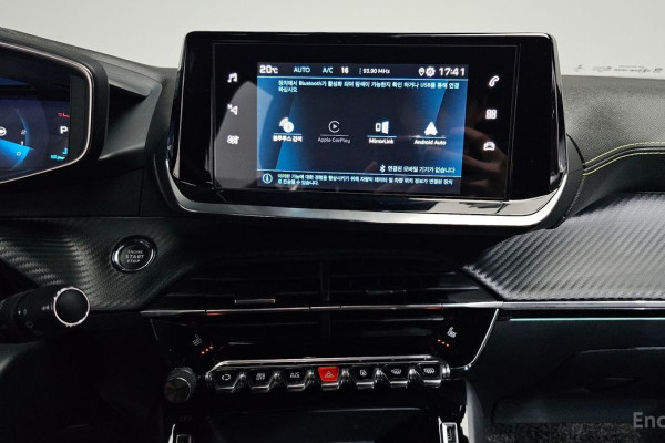 2023 Peugeot 2008 с пробегом 38 298 км