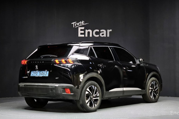 2021 Peugeot 2008 с пробегом 122 500 км