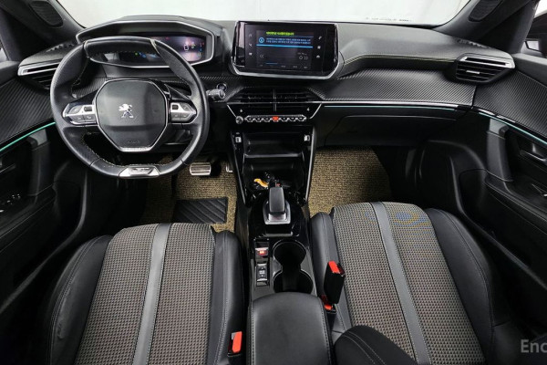 2021 Peugeot 2008 с пробегом 122 500 км