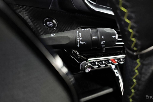 2021 Peugeot 2008 с пробегом 122 500 км