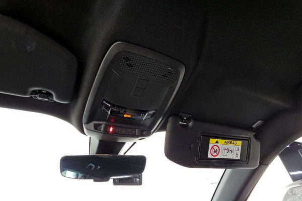 2021 Peugeot 2008 с пробегом 122 500 км