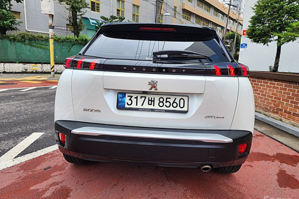 2021 Peugeot 2008 с пробегом 59 958 км