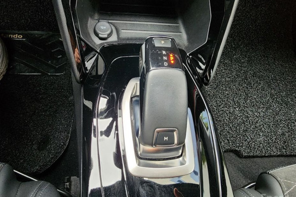 2021 Peugeot 2008 с пробегом 59 958 км