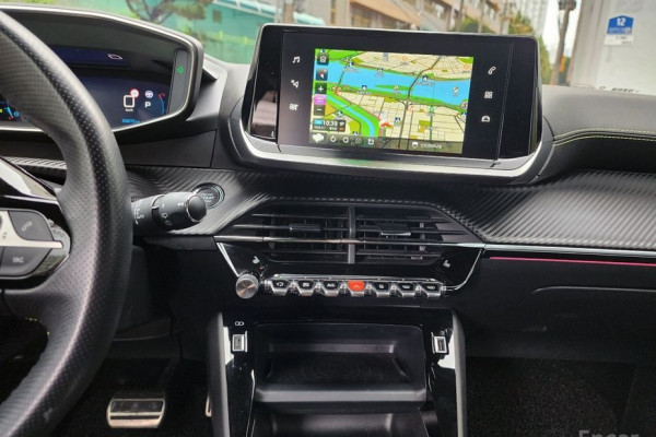 2021 Peugeot 2008 с пробегом 59 958 км