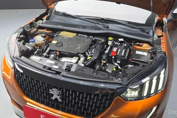 2021 Peugeot 2008 с пробегом 36 835 км