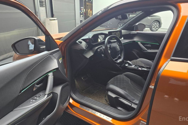 2021 Peugeot 2008 с пробегом 36 835 км