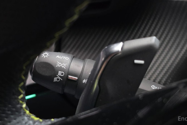 2021 Peugeot 2008 с пробегом 36 835 км