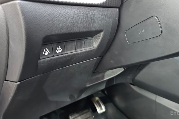 2020 Peugeot 2008 с пробегом 97 480 км