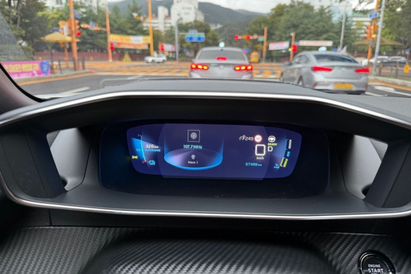 2022 Peugeot 2008 с пробегом 73 000 км