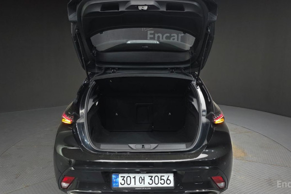 2022 Peugeot 308 с пробегом 65 190 км