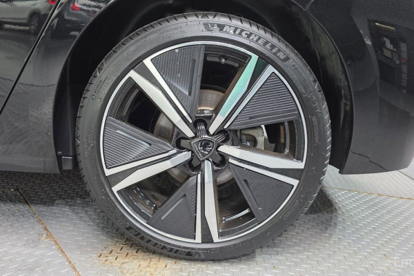 2022 Peugeot 308 с пробегом 65 190 км