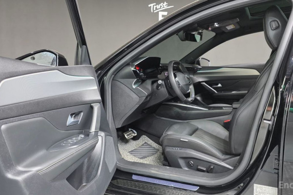 2022 Peugeot 308 с пробегом 65 190 км