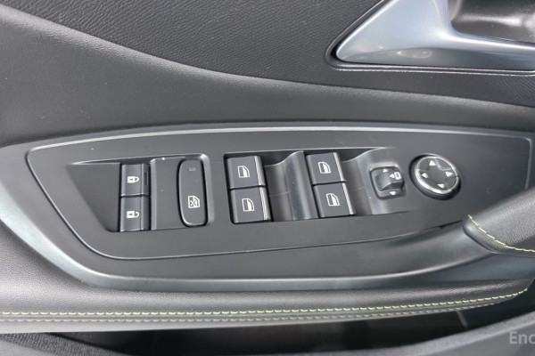 2022 Peugeot 308 с пробегом 65 190 км