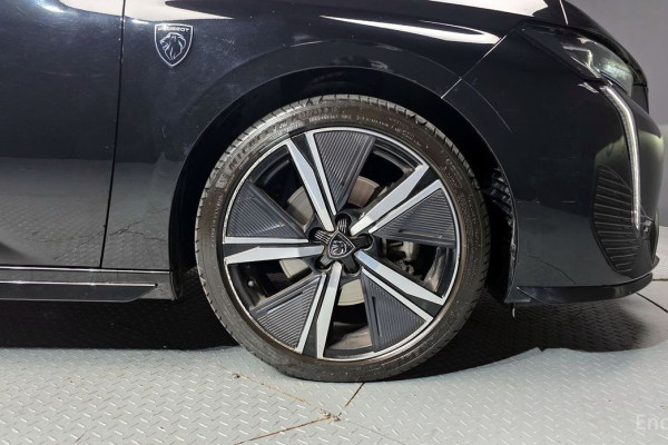 2022 Peugeot 308 с пробегом 40 282 км