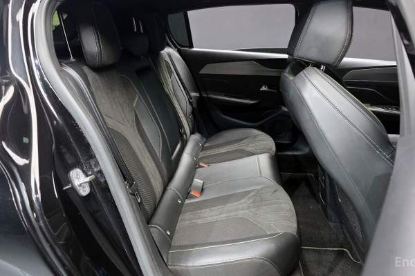 2022 Peugeot 308 с пробегом 40 282 км