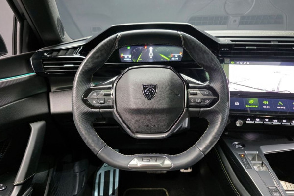 2022 Peugeot 308 с пробегом 40 282 км