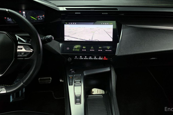 2022 Peugeot 308 с пробегом 40 282 км