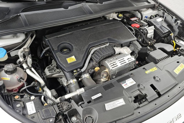 2024 Peugeot 308 с пробегом 26 388 км