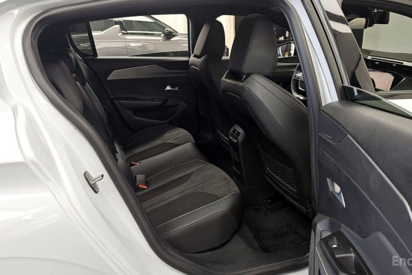 2024 Peugeot 308 с пробегом 26 388 км