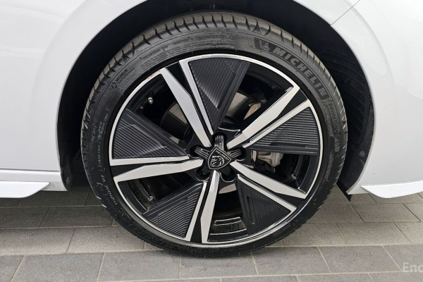 2024 Peugeot 308 с пробегом 26 388 км