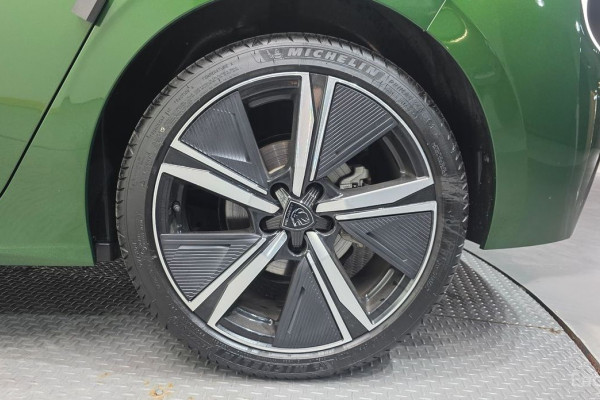 2023 Peugeot 308 с пробегом 22 505 км