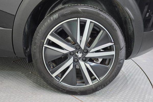 2023 Peugeot 3008 с пробегом 43 175 км