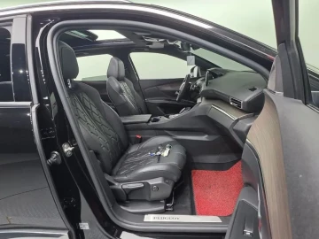 2023 Peugeot 3008 с пробегом 43 175 км
