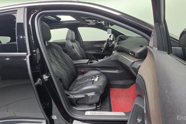 2023 Peugeot 3008 с пробегом 43 175 км