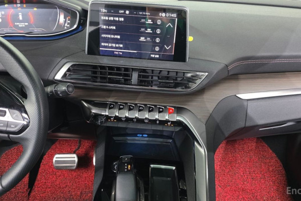 2023 Peugeot 3008 с пробегом 43 175 км