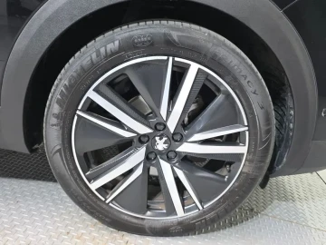 2023 Peugeot 3008 с пробегом 43 175 км