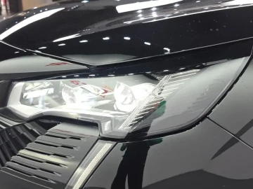 2023 Peugeot 3008 с пробегом 43 175 км