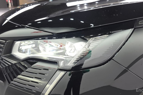 2023 Peugeot 3008 с пробегом 43 175 км