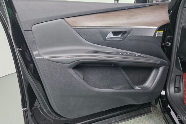 2023 Peugeot 3008 с пробегом 43 175 км