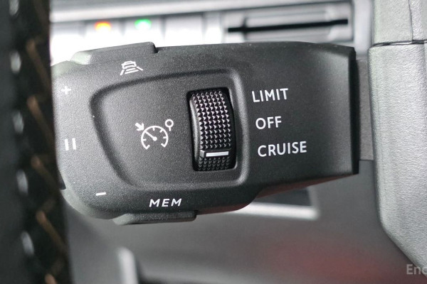 2023 Peugeot 3008 с пробегом 43 175 км