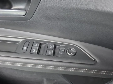 2023 Peugeot 3008 с пробегом 43 175 км