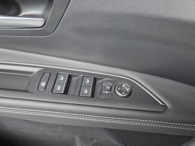 2023 Peugeot 3008 с пробегом 43 175 км