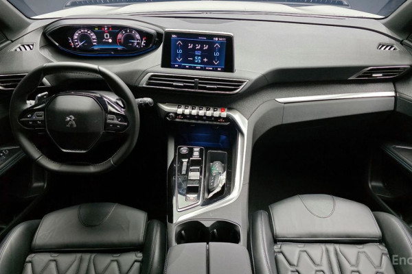 2024 Peugeot 3008 с пробегом 18 287 км