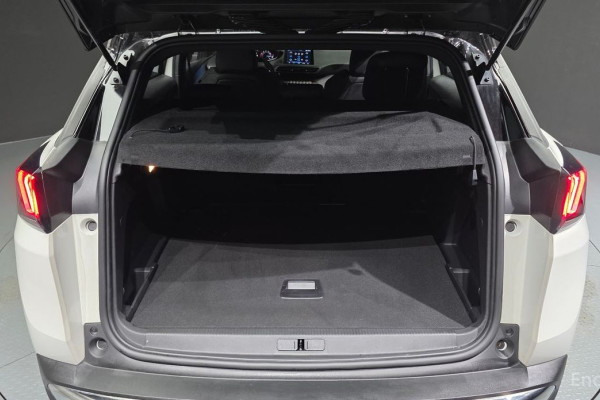 2024 Peugeot 3008 с пробегом 18 287 км