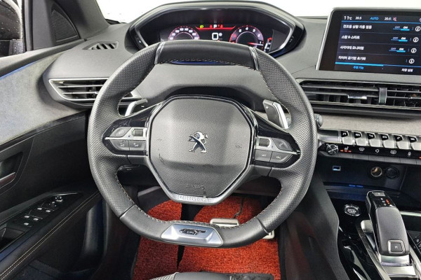 2022 Peugeot 3008 с пробегом 29 438 км